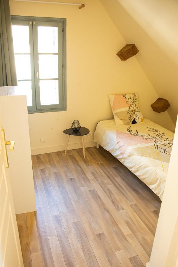 Columna Historya 1 Apartman Bergerac Kültér fotó